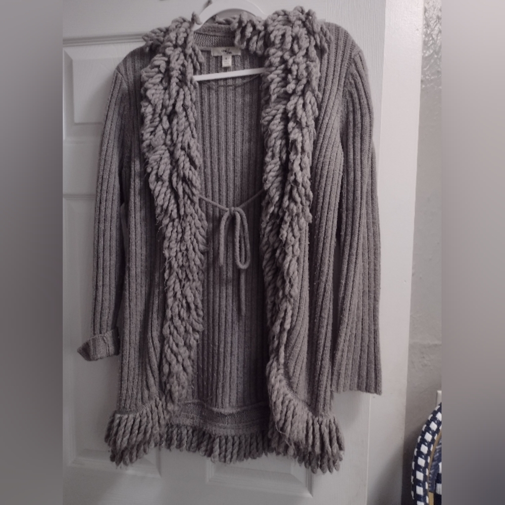 Gray sweater